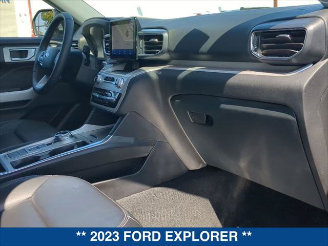 Certified 2023 Ford Explorer XLT w/ Equipment Group 202A RWD image 23