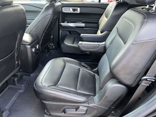 Certified 2023 Ford Explorer Limited w/ Equipment Group 301A image 7