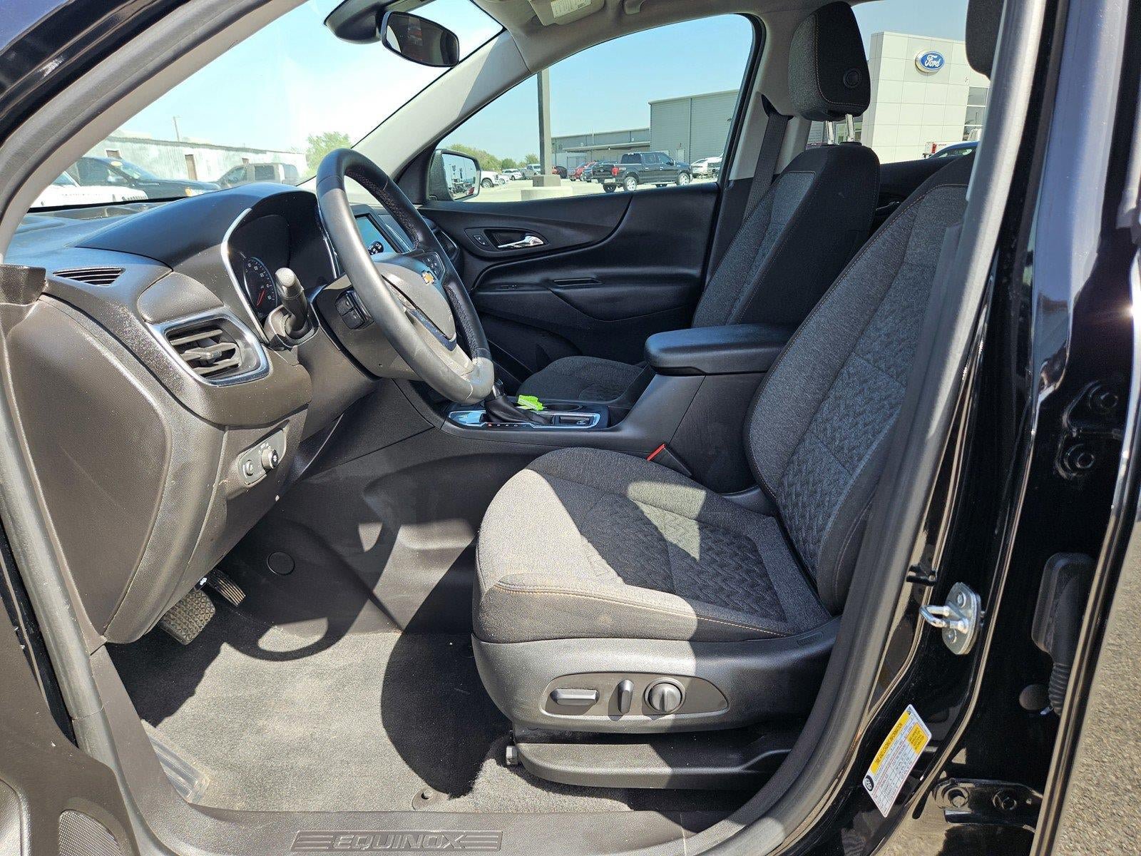 Used 2024 Chevrolet Equinox LT FWD image 15