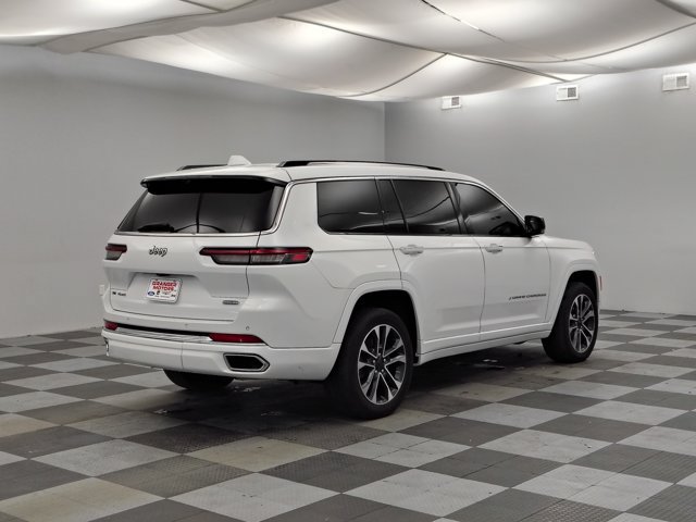 Used 2022 Jeep Grand Cherokee L Overland w/ Luxury Tech Group IV AWD/4WD image 10