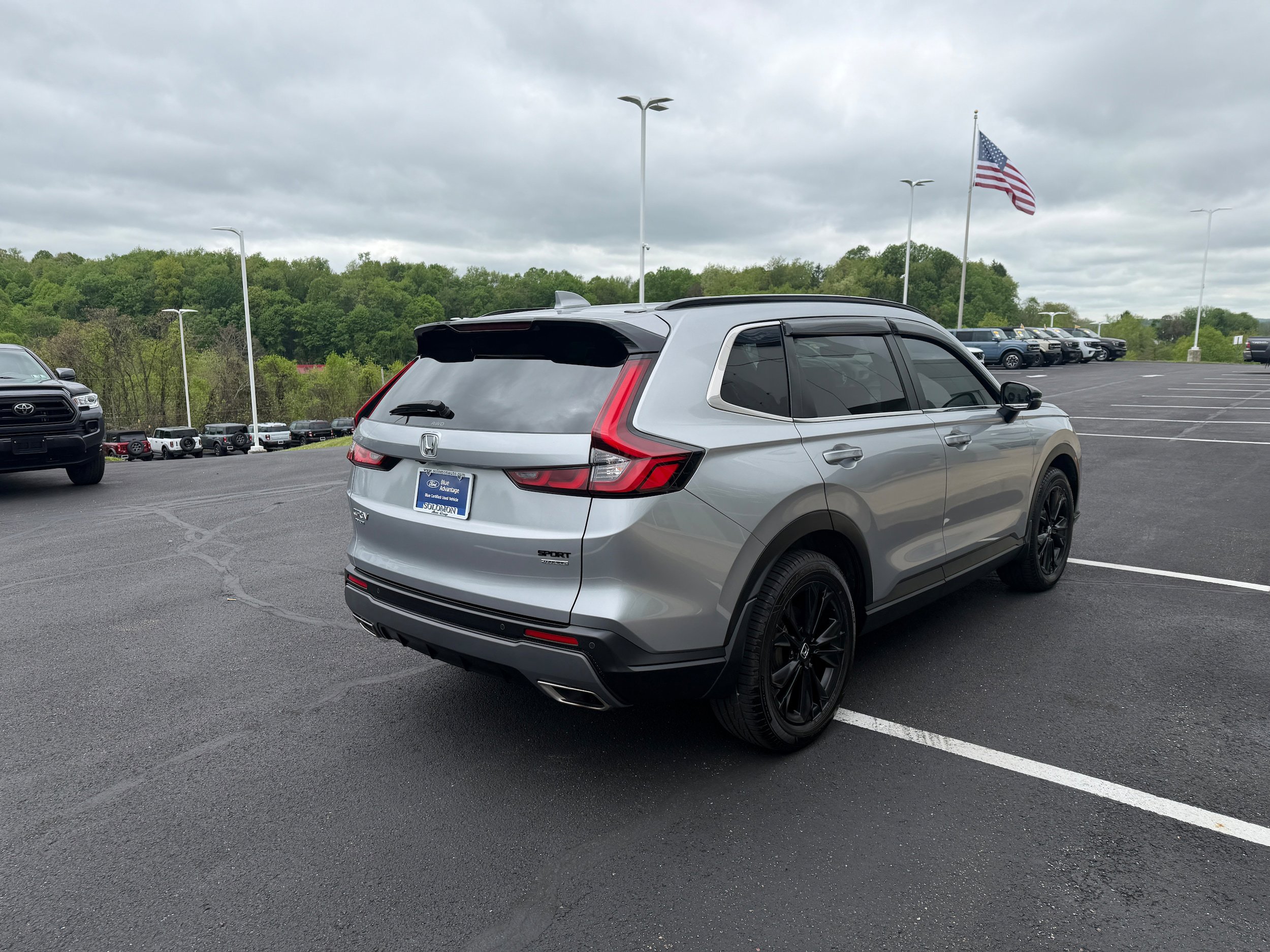 Used 2023 Honda CR-V Sport Touring image 6