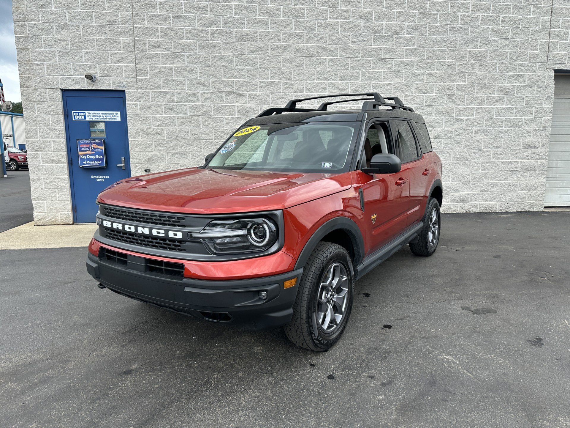 Certified 2024 Ford Bronco Sport Badlands w/ Premium Package AWD/4WD image 3