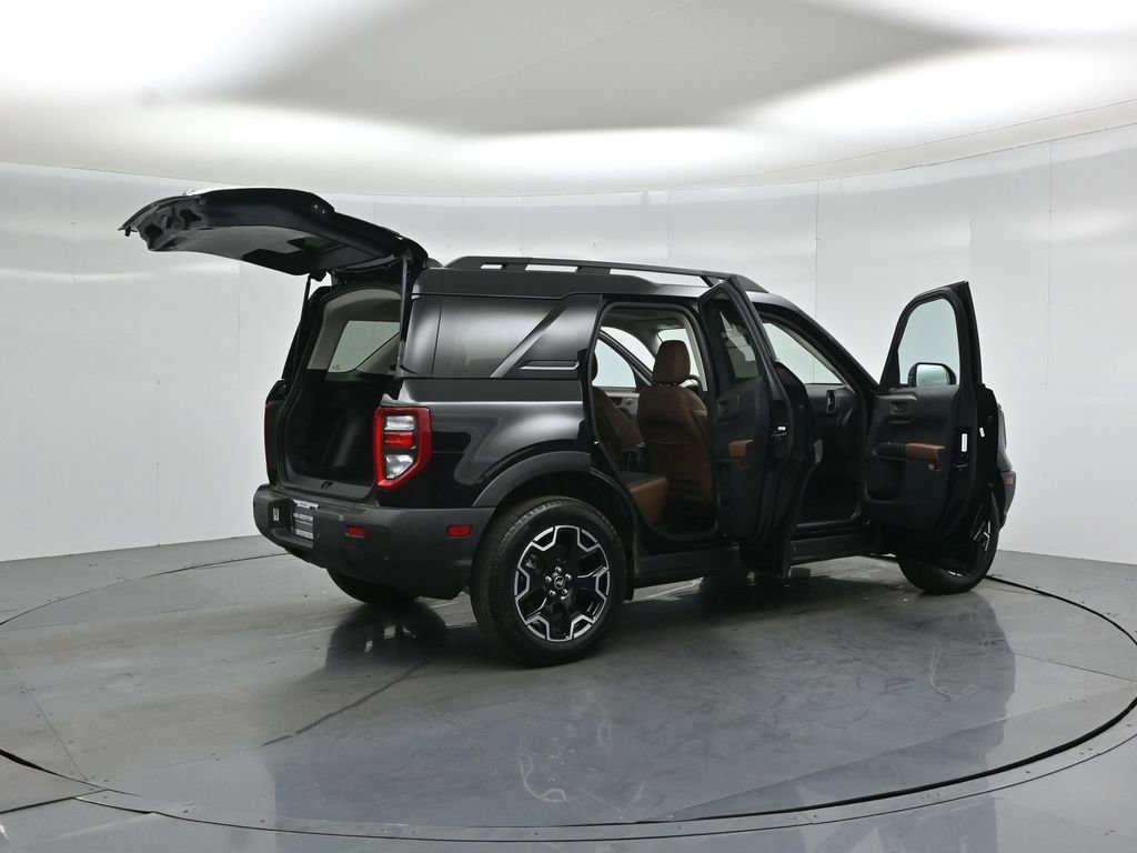 Certified 2025 Ford Bronco Sport Outer Banks w/ Outer Banks Tech Package+ AWD/4WD image 6