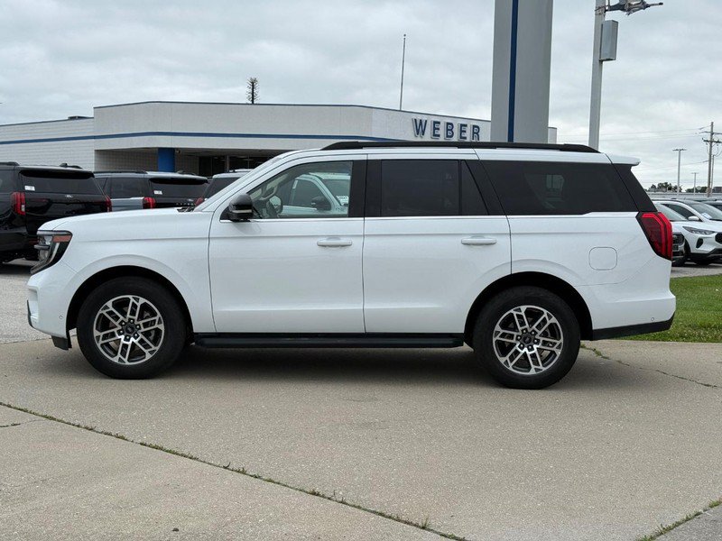 Certified 2025 Ford Expedition Active AWD/4WD video 2