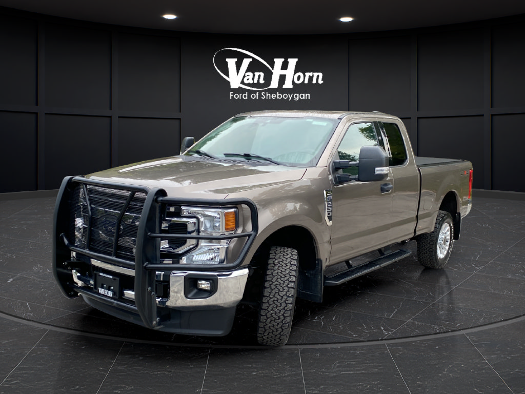 Certified 2022 Ford F250 XLT w/ XLT Value Package AWD/4WD image 3
