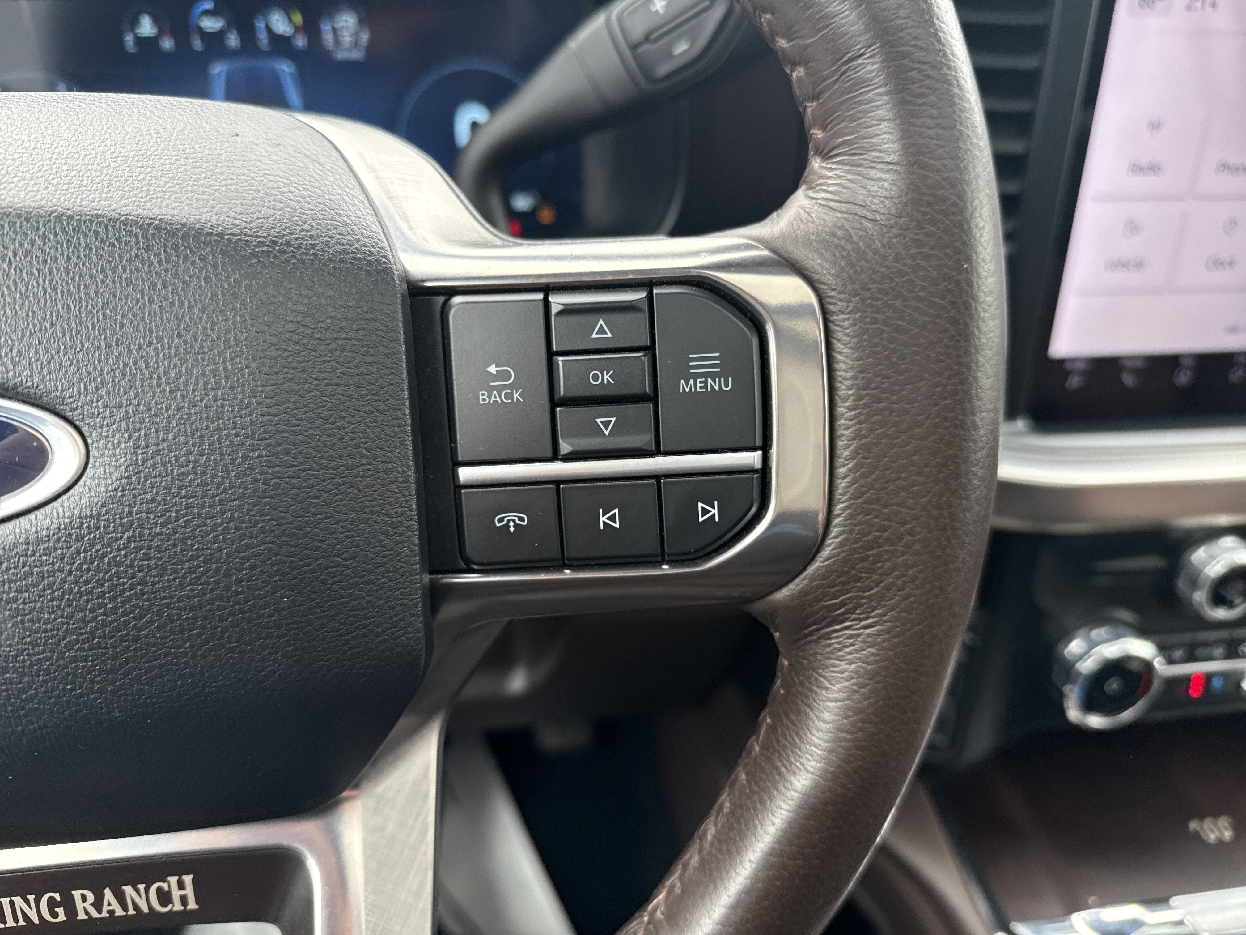 Certified 2024 Ford F350 King Ranch AWD/4WD image 28