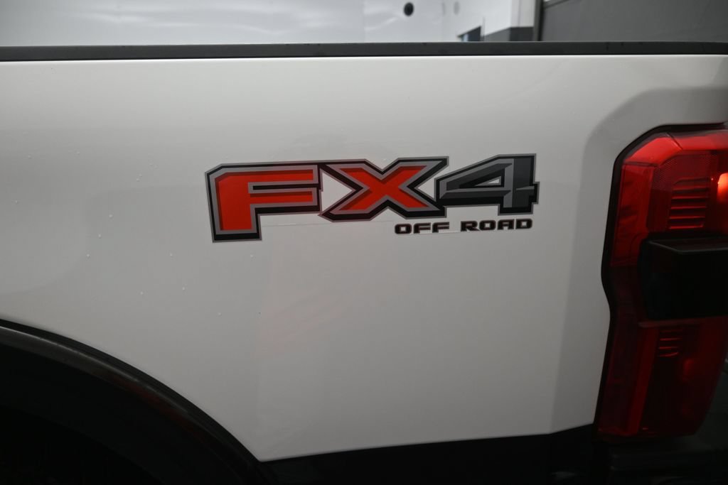 Certified 2025 Ford F250 King Ranch AWD/4WD image 23