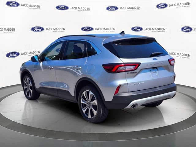 Certified 2023 Ford Escape Platinum AWD/4WD image 3