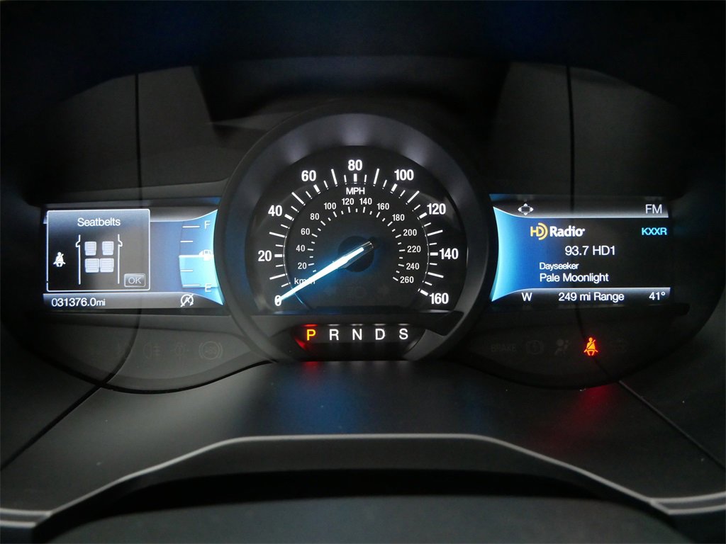 Certified 2022 Ford Edge Titanium w/ Class II Trailer Tow Package image 26