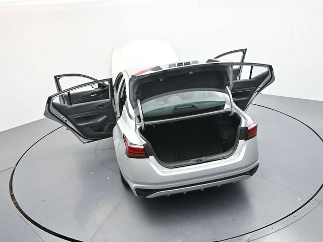 Used 2024 Nissan Altima 2.5 SV FWD image 45