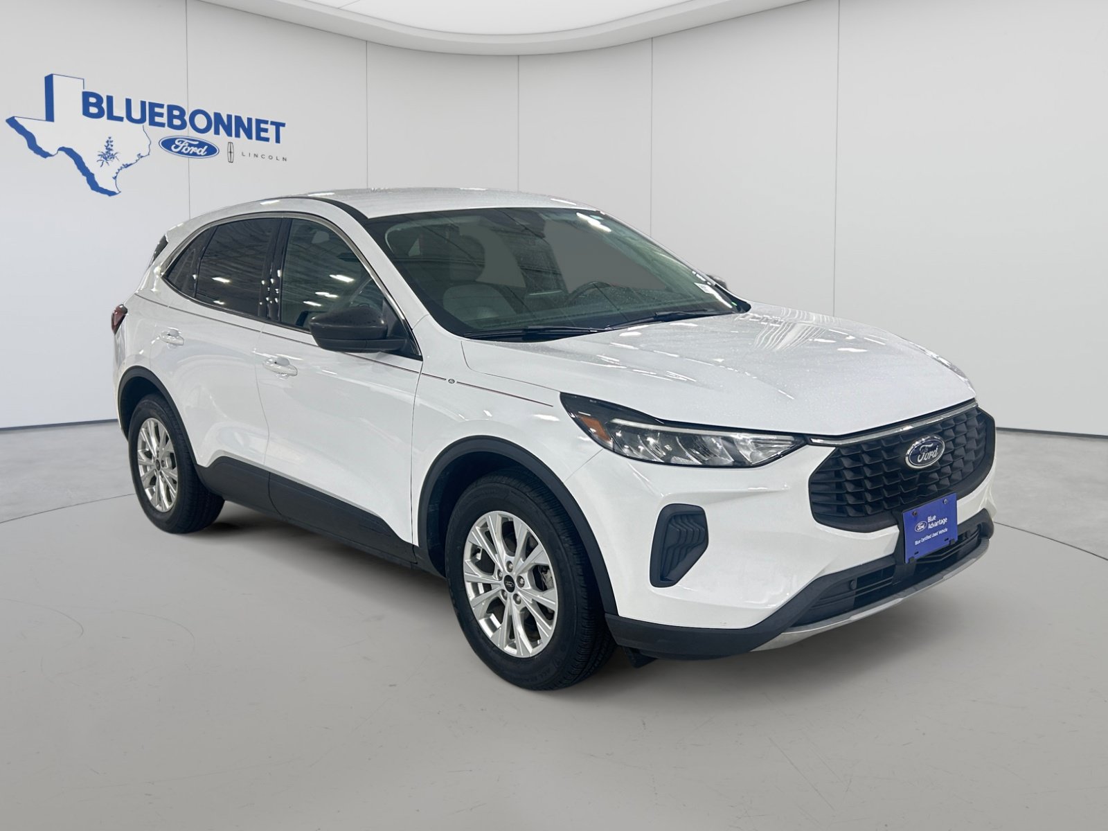 Certified 2024 Ford Escape Active FWD image 3