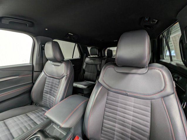 Certified 2026 Ford Explorer ST-Line AWD/4WD image 12