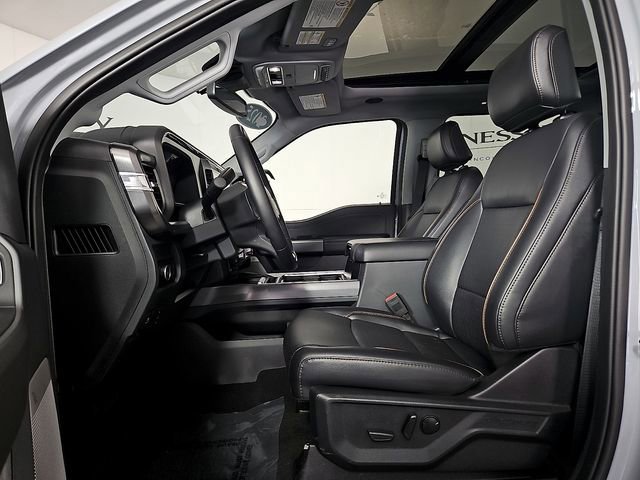 Certified 2025 Ford F250 Lariat w/ Lariat Ultimate Package AWD/4WD image 15