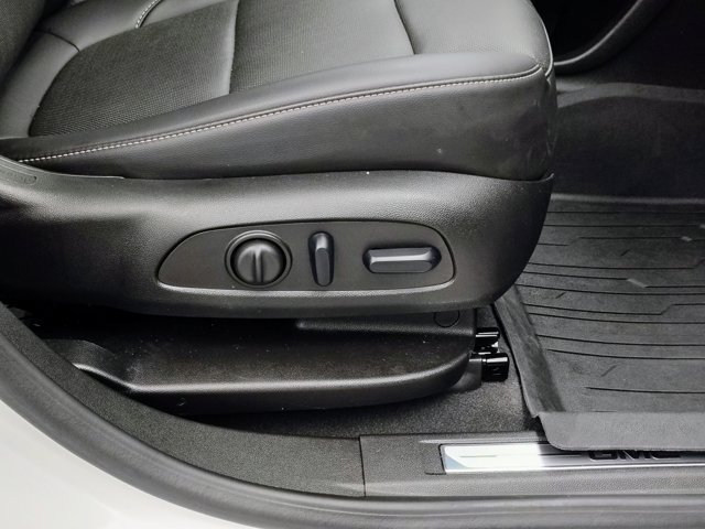 Used 2023 GMC Acadia SLT w/ Preferred Package AWD/4WD image 31