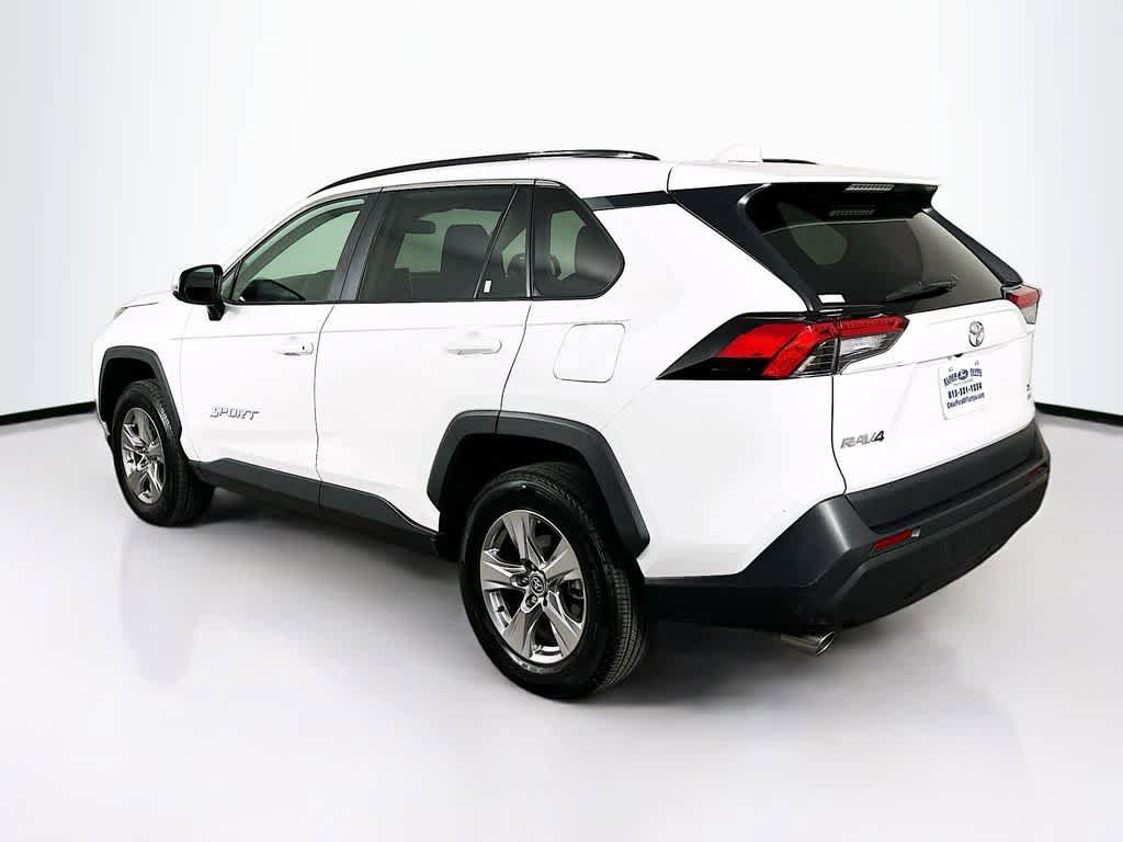 Used 2025 Toyota RAV4 XLE AWD/4WD image 4