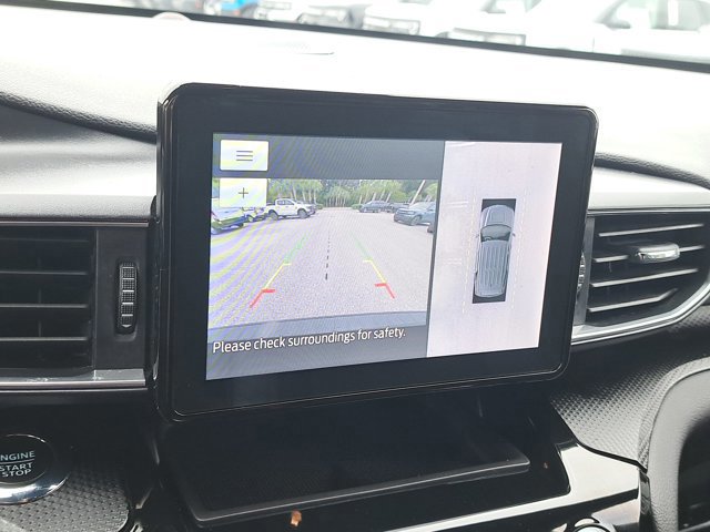 Certified 2023 Ford Explorer ST-Line w/ Class IV Trailer Tow Package image 32