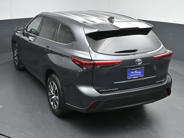 Used 2021 Toyota Highlander XLE AWD/4WD image 51