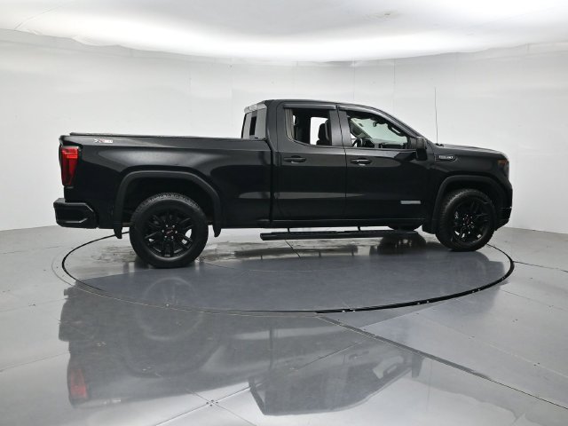 Used 2022 GMC Sierra 1500 Elevation w/ Preferred Package AWD/4WD image 2