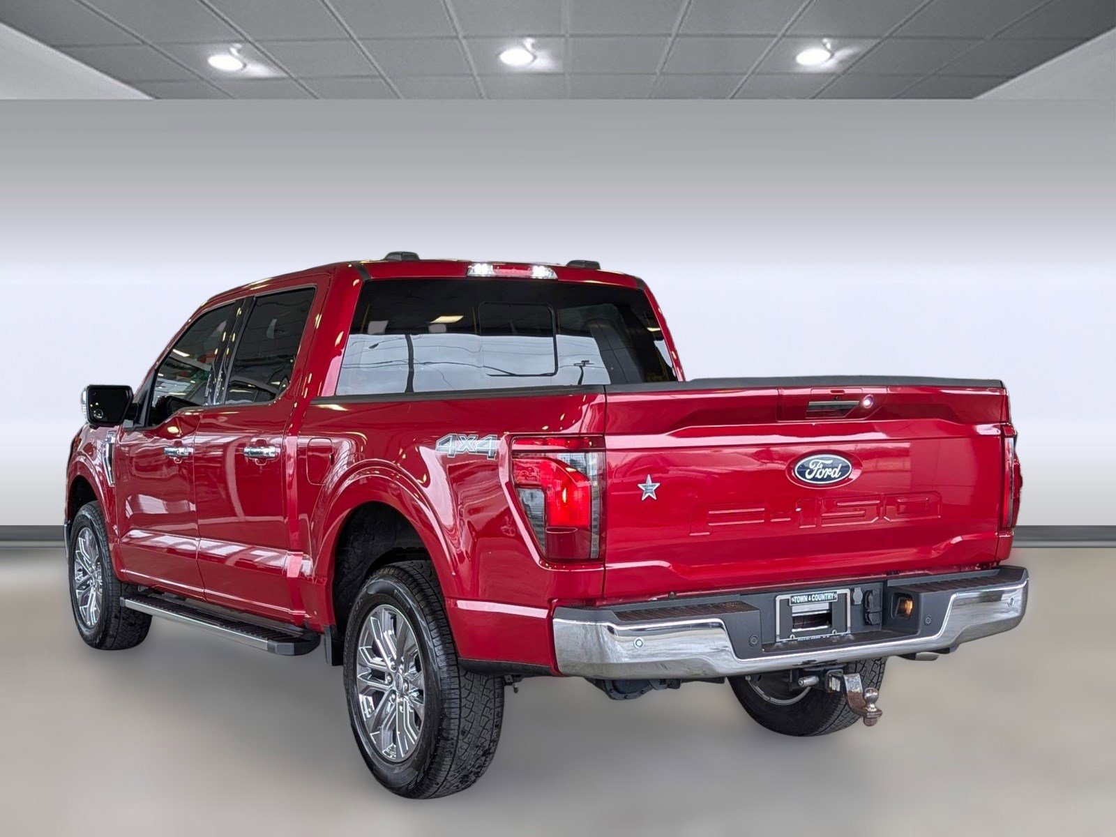 Certified 2024 Ford F150 XLT w/ Equipment Group 303A High image 3