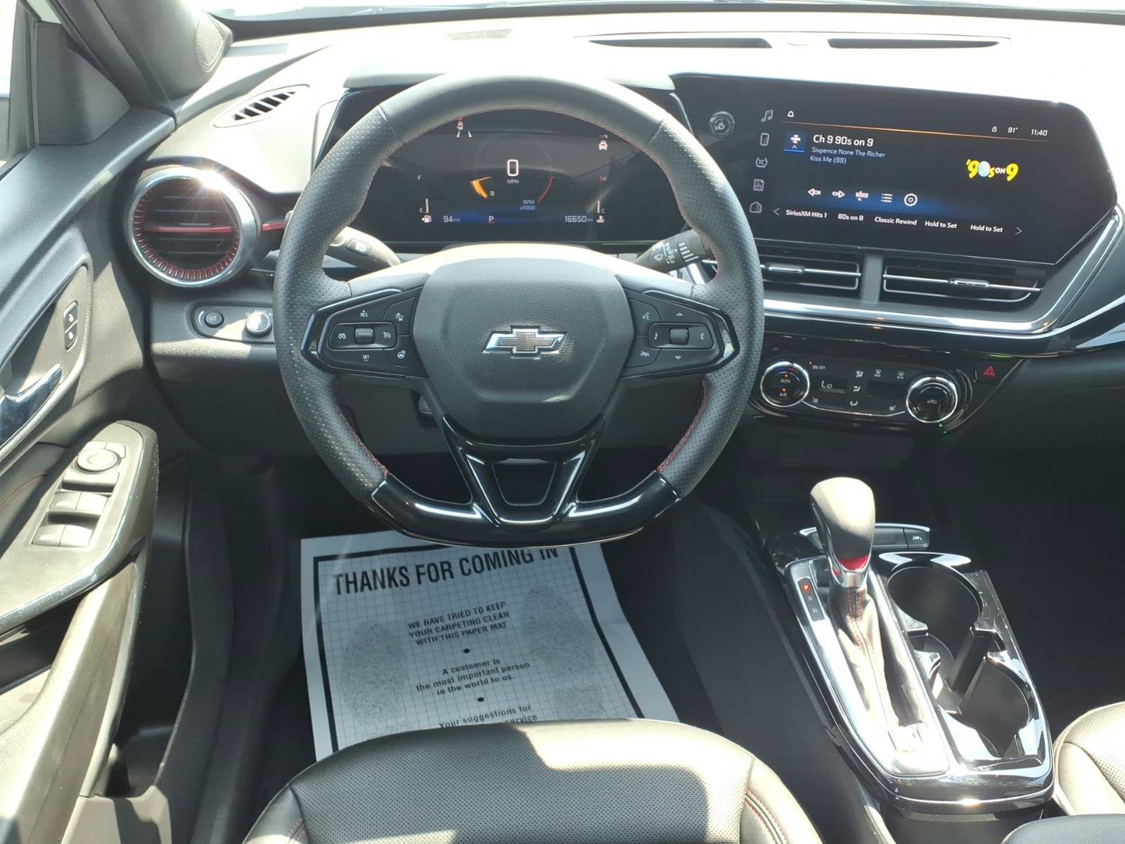 Used 2025 Chevrolet Trax RS w/ Driver Confidence Package FWD image 5