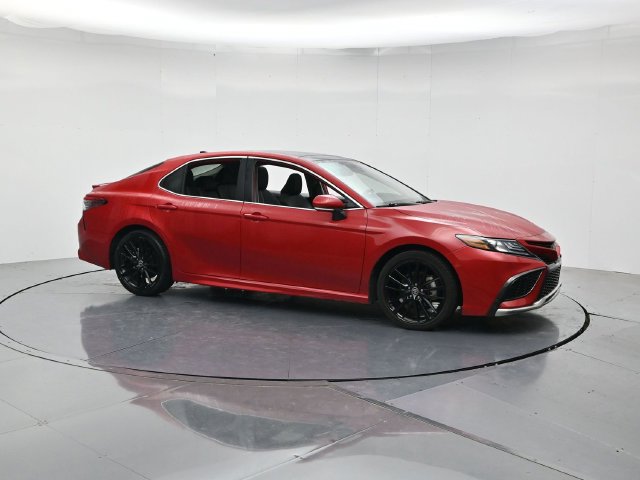 Used 2023 Toyota Camry XSE w/ Navigation Package FWD image 3