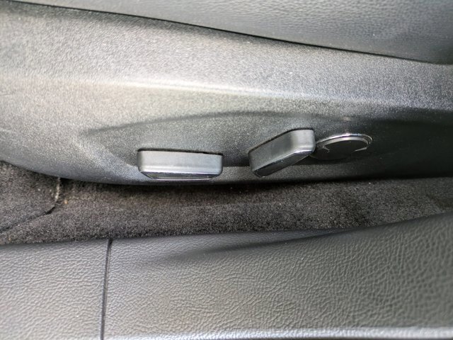 Certified 2018 Ford Fusion Energi SE image 20