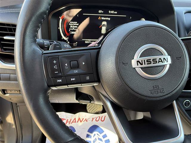 Used 2021 Nissan Rogue Platinum AWD/4WD image 16