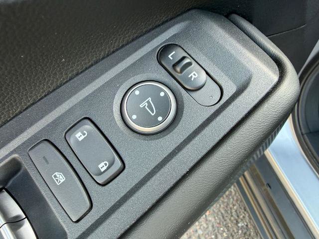 Used 2023 Honda Accord LX image 11