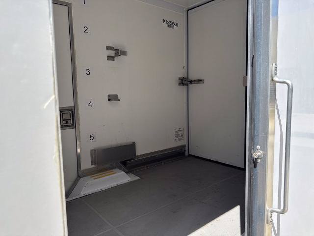 Certified 2023 Ford E-350 and Econoline 350 Super Duty w/ Power Windows & Locks Group RWD image 29
