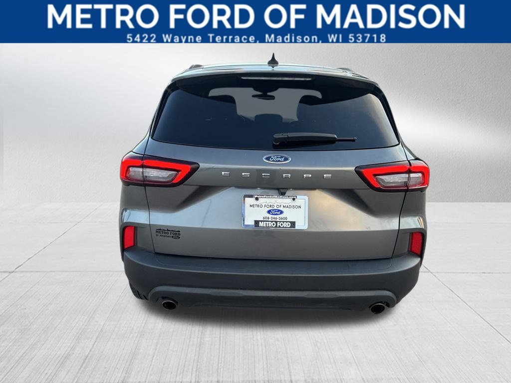 Certified 2025 Ford Escape ST-Line AWD/4WD image 4