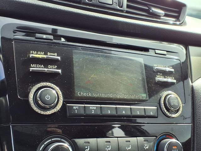 Used 2018 Nissan Rogue Sport S image 6