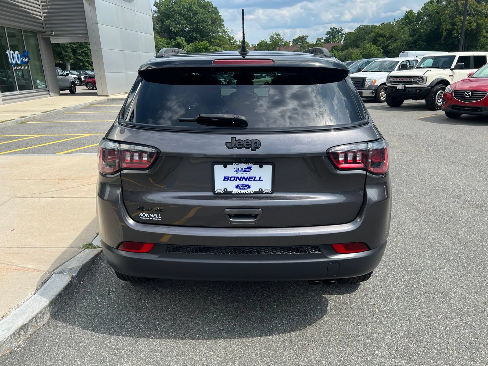 Used 2021 Jeep Compass Latitude w/ Sun and Sound Group AWD/4WD image 6