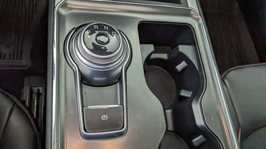 Certified 2024 Ford Edge ST-Line image 31