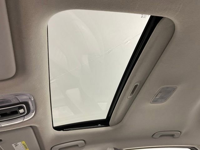 Used 2021 Hyundai Elantra Limited w/ Cargo Package image 20