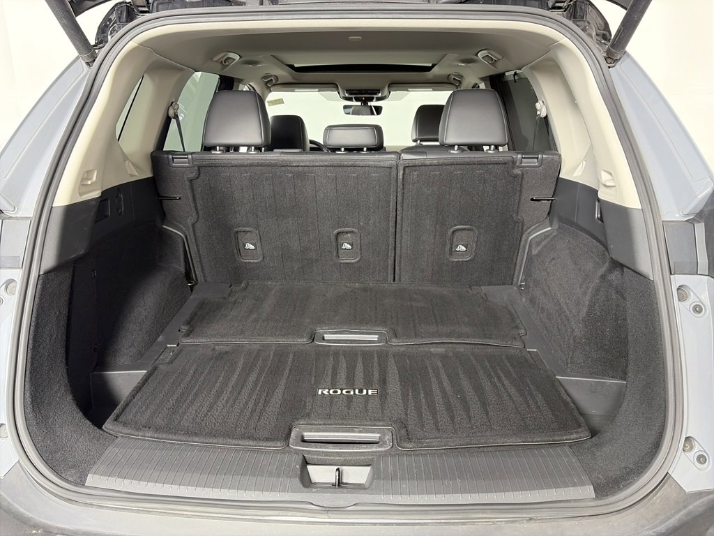 Used 2022 Nissan Rogue Platinum w/ Head-Up Display Package image 26