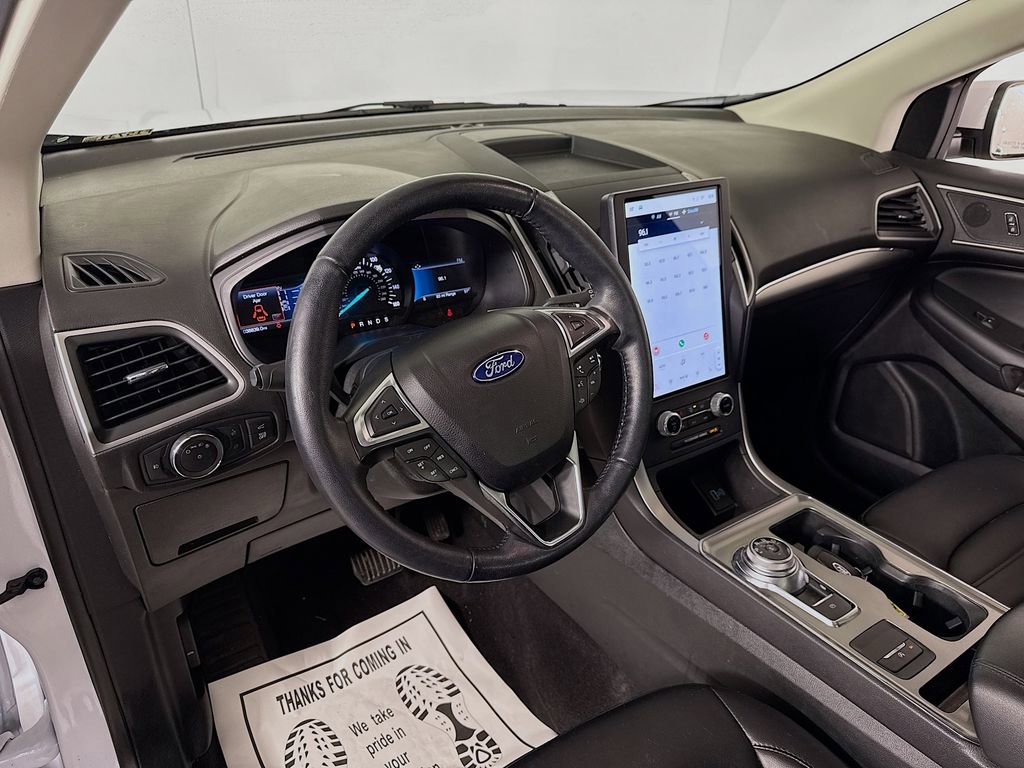Certified 2022 Ford Edge SEL w/ Convenience Package image 9