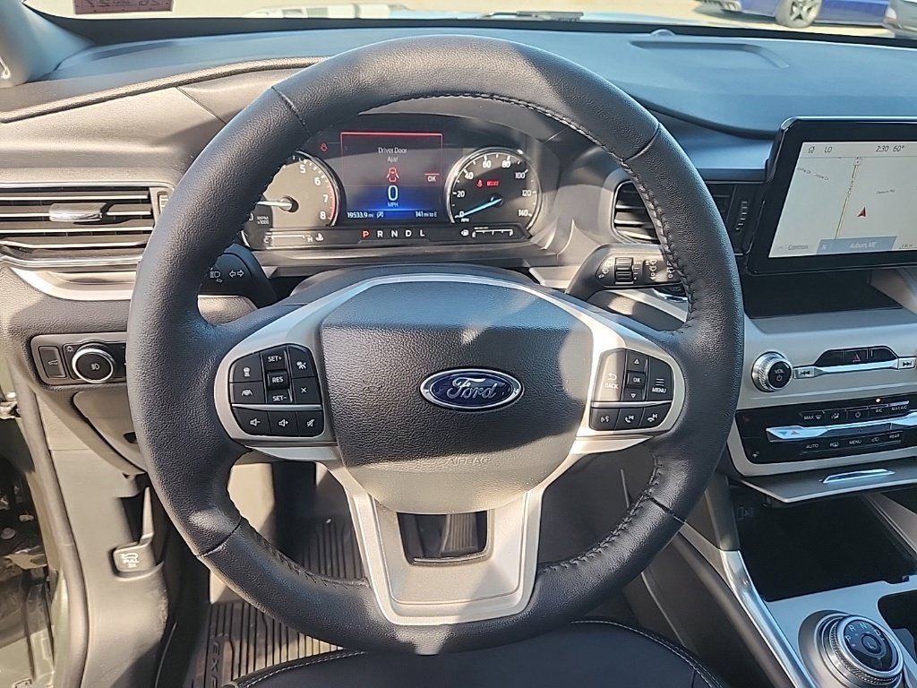 Certified 2023 Ford Explorer XLT w/ Equipment Group 202A AWD/4WD image 13