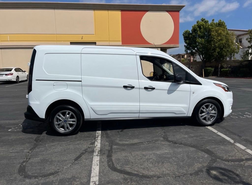 Certified 2023 Ford Transit Connect XLT FWD image 4