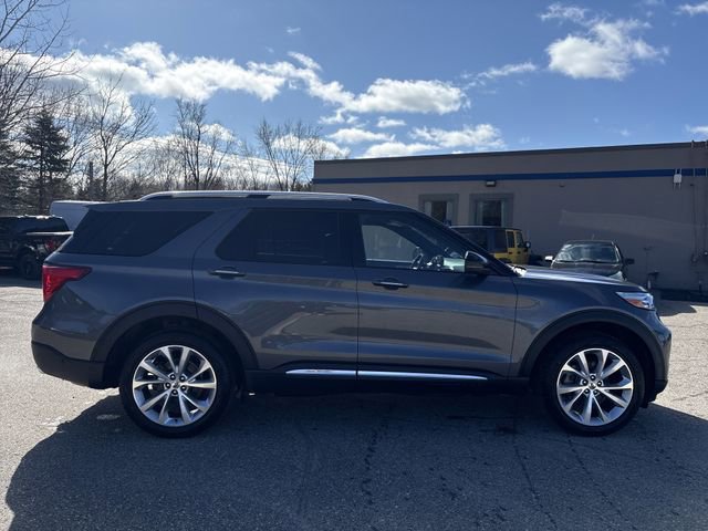Certified 2022 Ford Explorer Platinum w/ Equipment Group 601A image 3