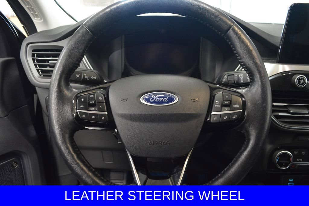 Certified 2021 Ford Escape Titanium AWD/4WD image 18