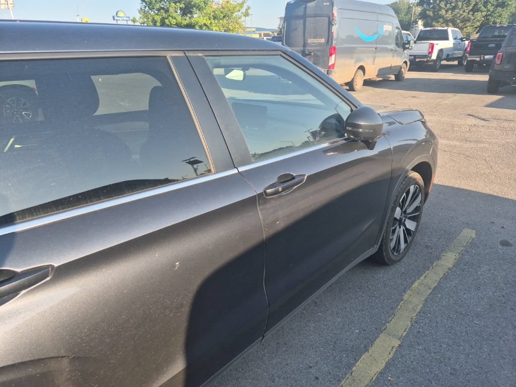 Used 2025 Mitsubishi Outlander SE FWD image 19