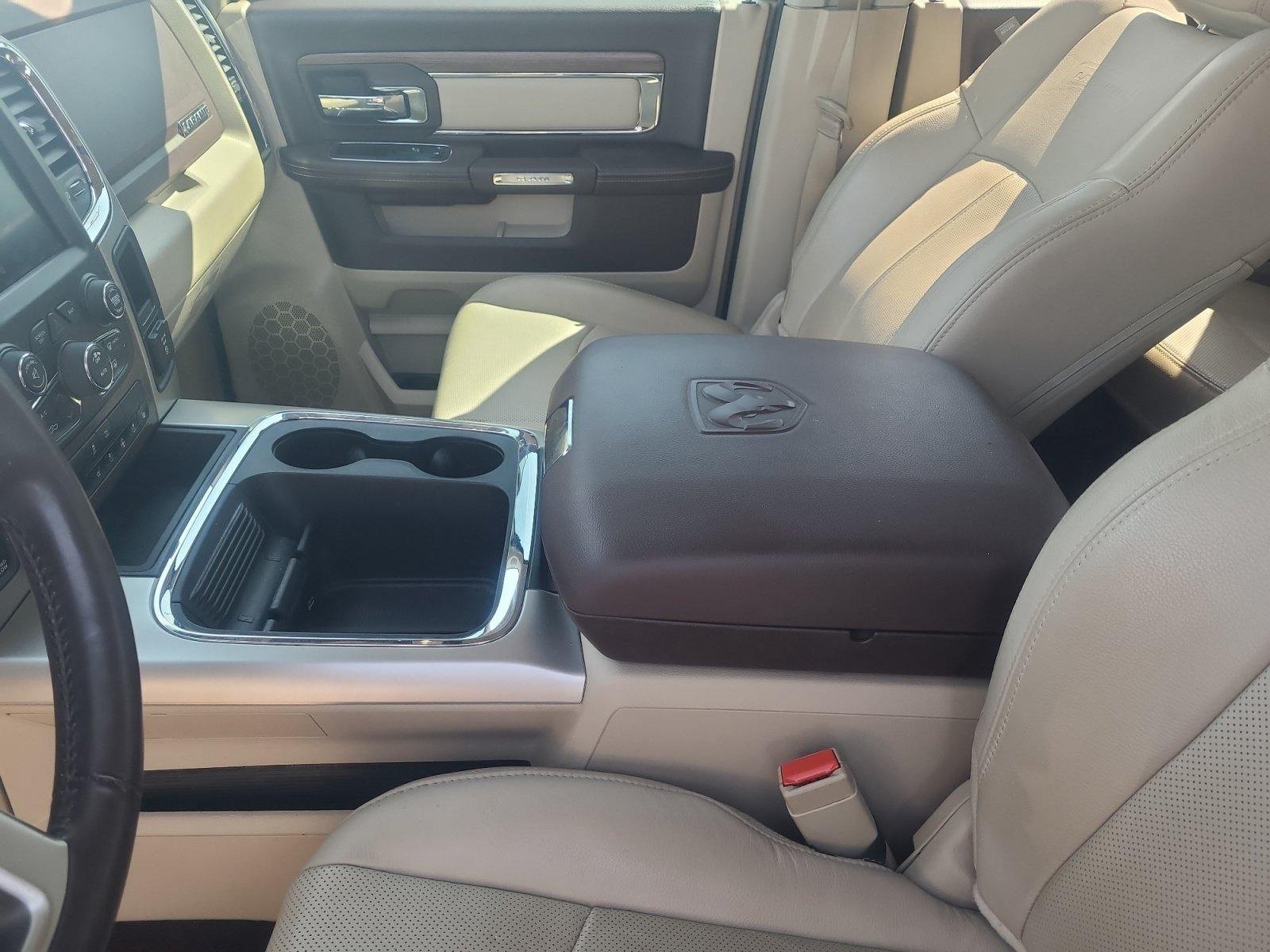 Used 2018 RAM 1500 Laramie w/ Convenience Group AWD/4WD image 15