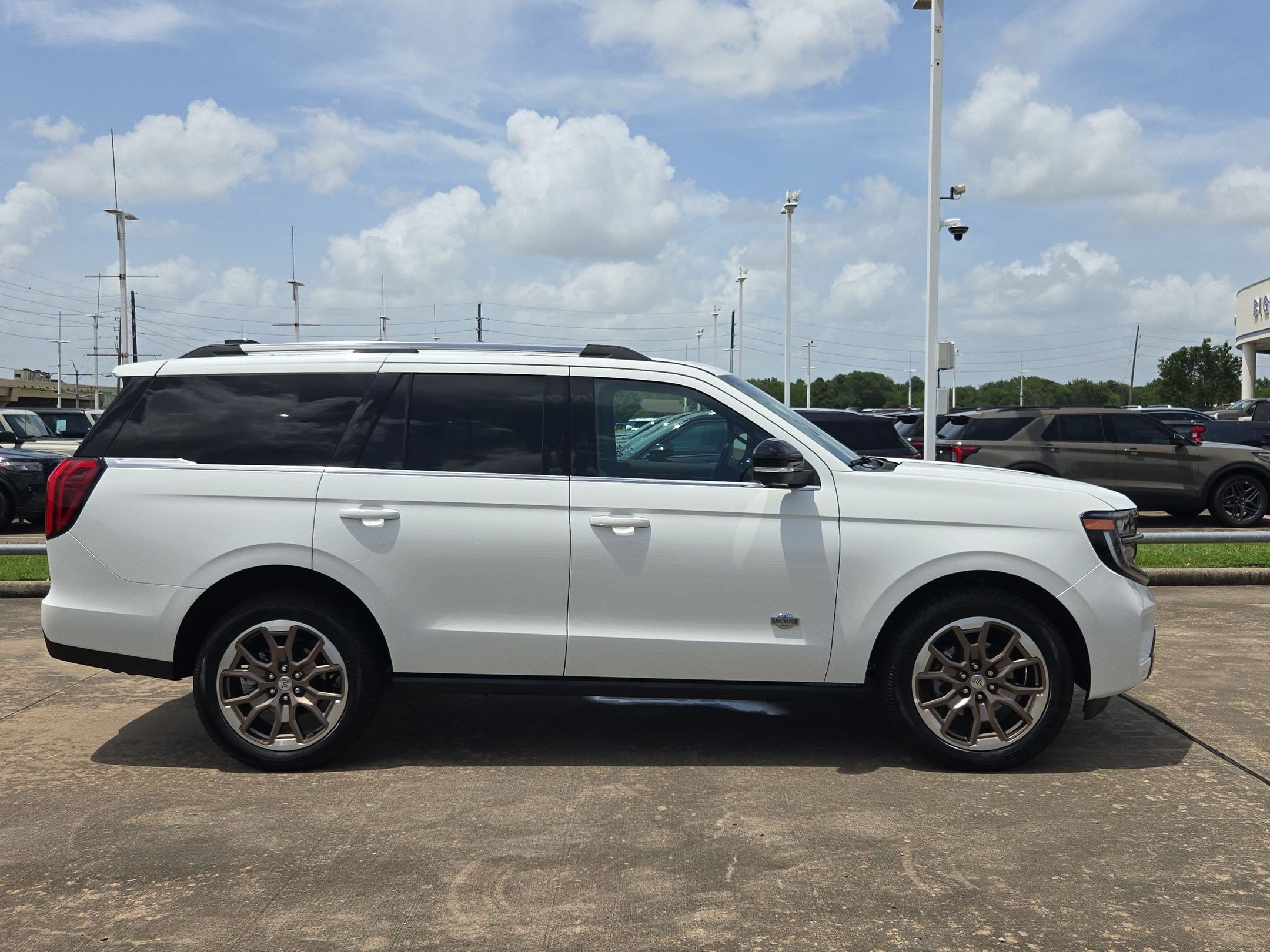 Certified 2026 Ford Expedition King Ranch AWD/4WD image 2