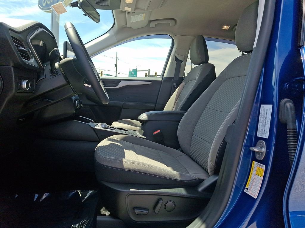 Certified 2022 Ford Escape SE w/ SE Sport Appearance Package AWD/4WD image 13