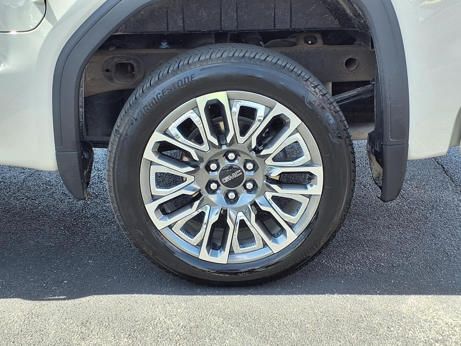 Used 2026 GMC Sierra 1500 Denali Ultimate AWD/4WD image 11