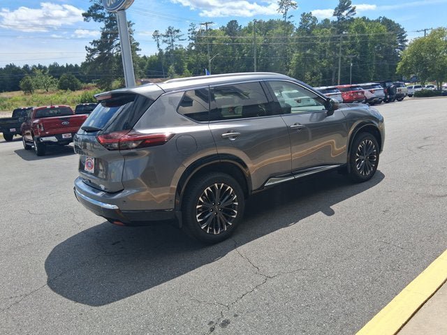 Used 2024 Nissan Rogue Platinum AWD/4WD image 6
