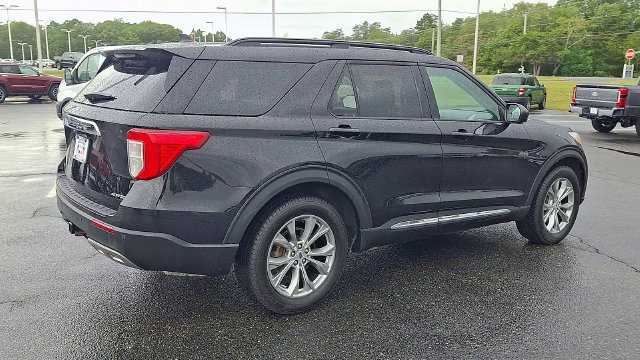 Certified 2023 Ford Explorer XLT w/ Equipment Group 202A AWD/4WD image 8