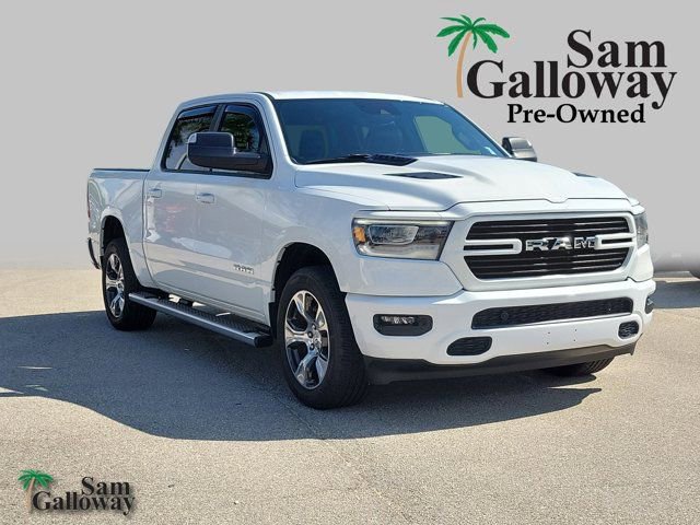 Used 2023 RAM 1500 Laramie AWD/4WD image 1