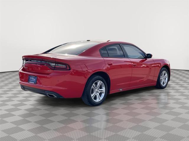 Used 2018 Dodge Charger SXT image 5