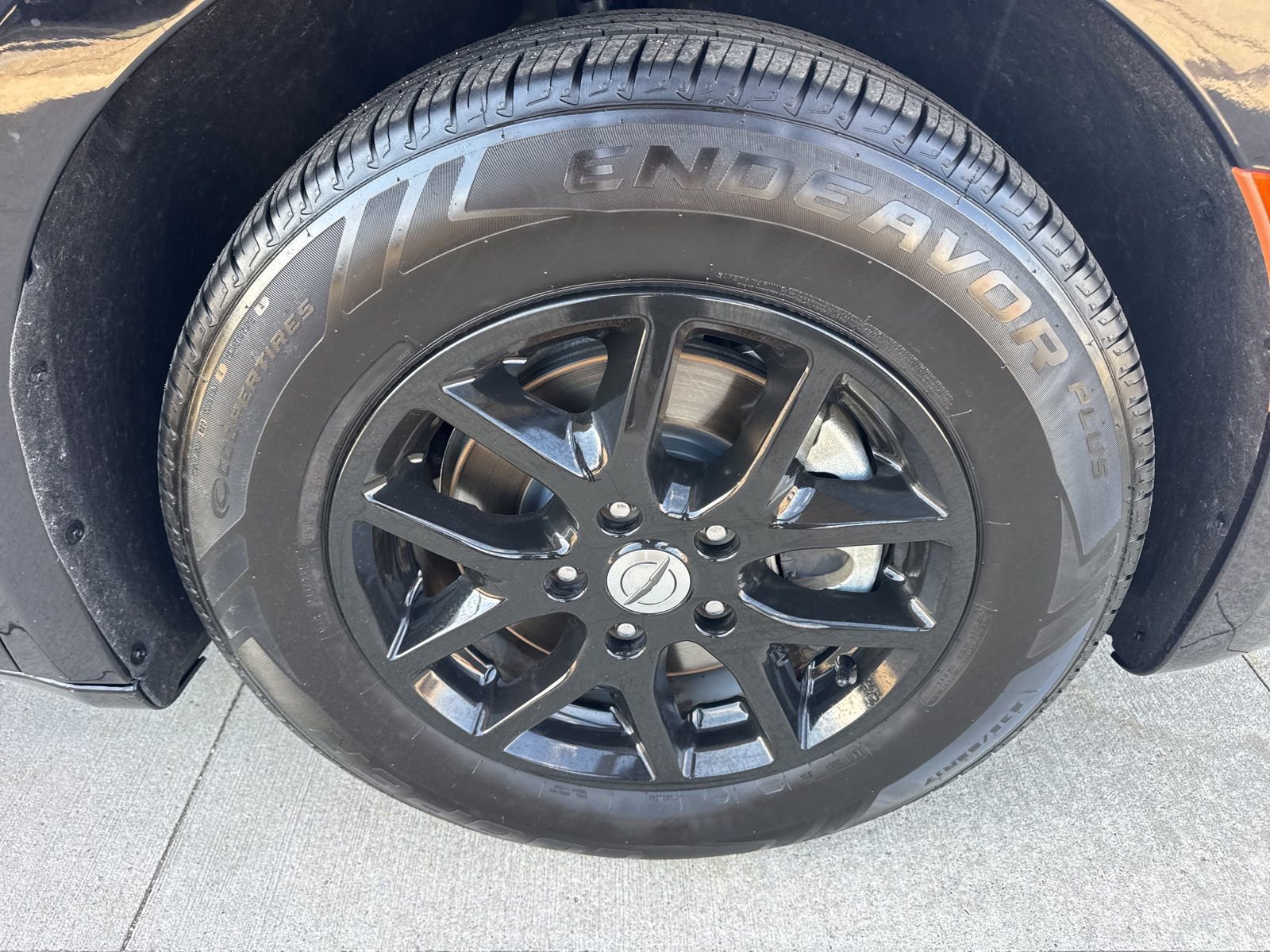 Used 2024 Chrysler Pacifica Touring-L image 20